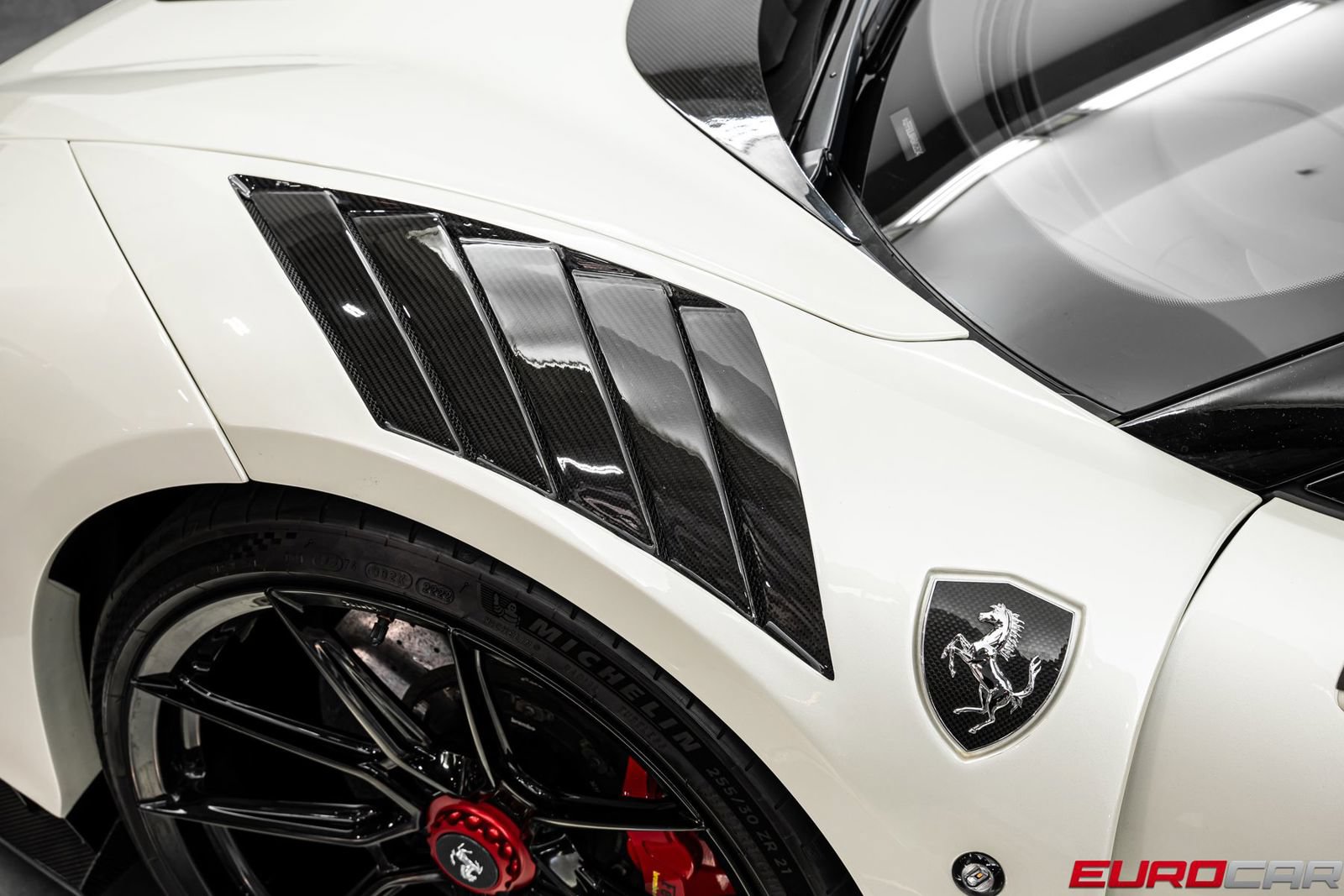 Used 2021 Ferrari F8 Tributo RWD image 20
