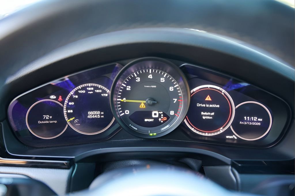 Used 2020 Porsche Cayenne E-Hybrid image 11