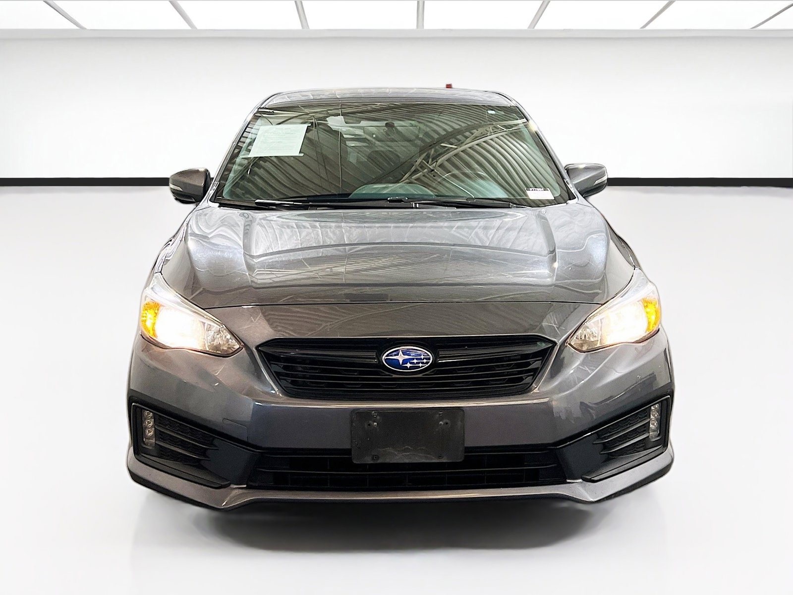 Used 2022 Subaru Impreza 2.0i Sport image 2