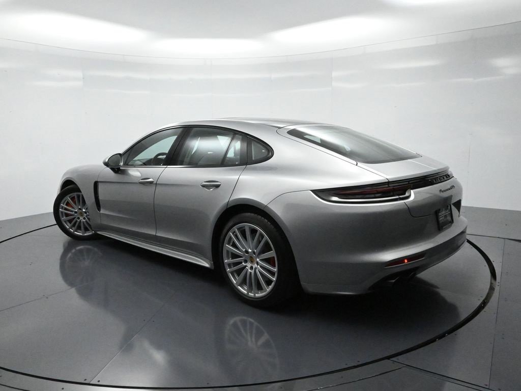 Certified 2020 Porsche Panamera GTS image 5