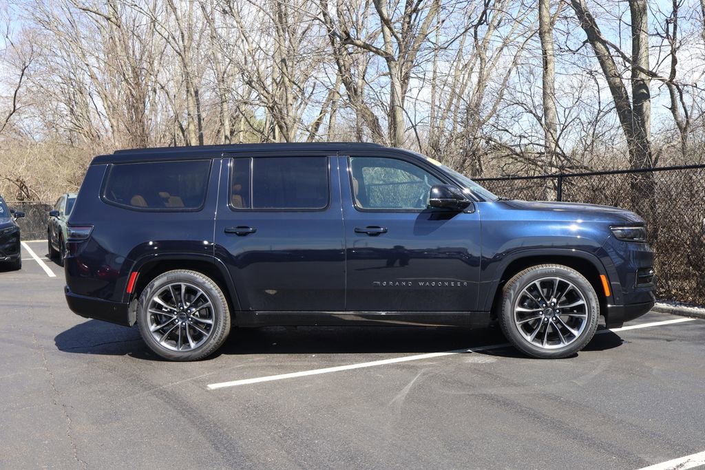 Used 2025 Jeep Grand Wagoneer Series III w/ Quick Order Packagew 28T AWD/4WD image 11