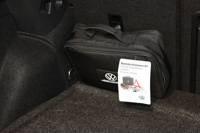 Used 2022 Volkswagen GTI SE FWD image 54