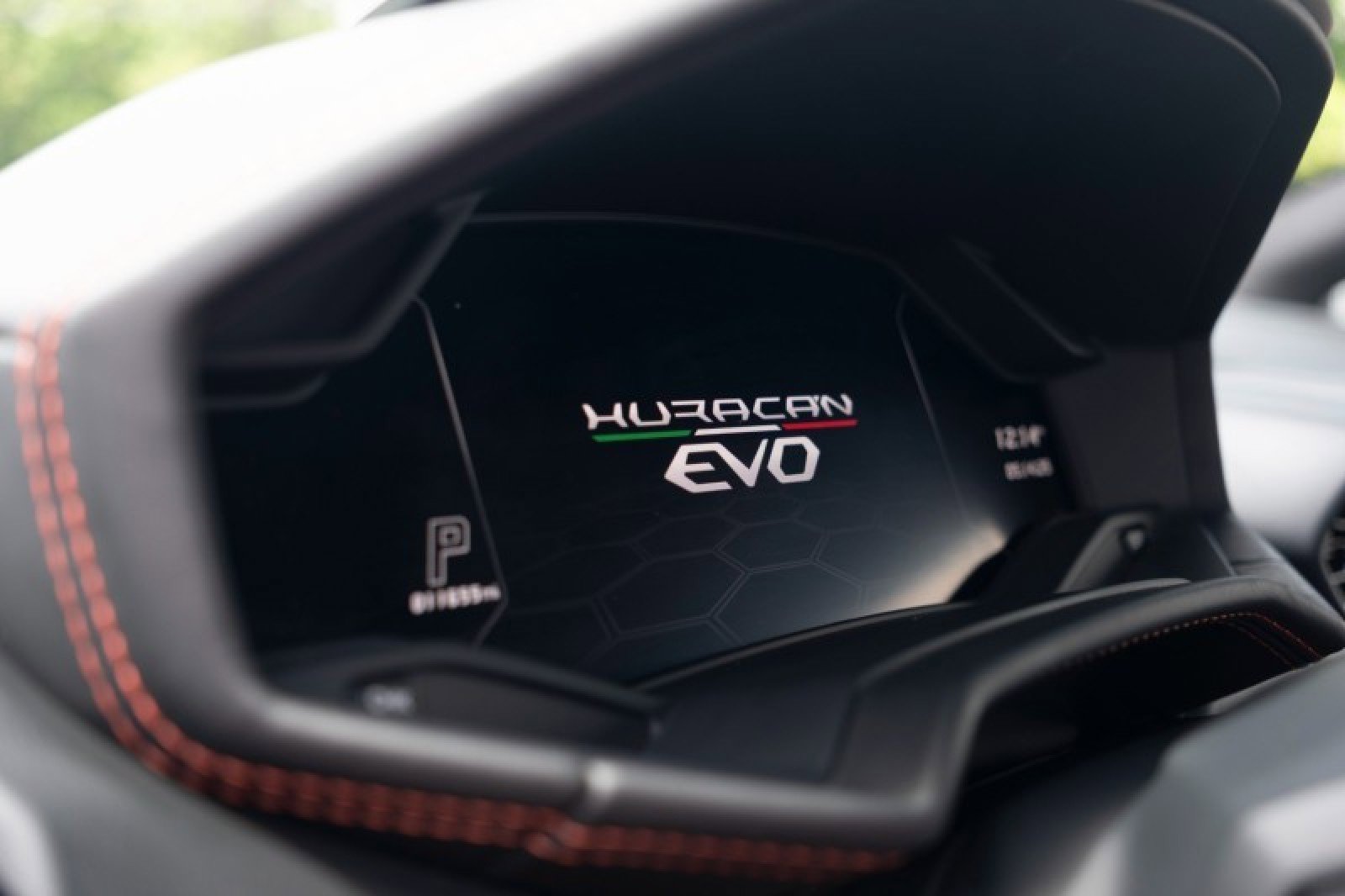 Used 2020 Lamborghini Huracan EVO AWD/4WD image 17