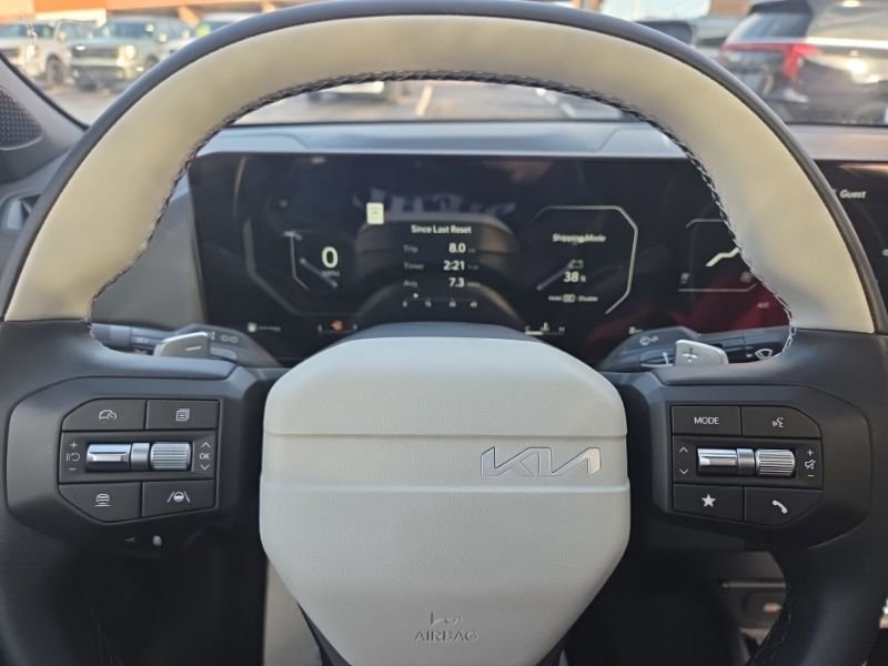 New 2025 Kia K4 GT-Line w/ GT-Line Sunroof Package FWD image 28