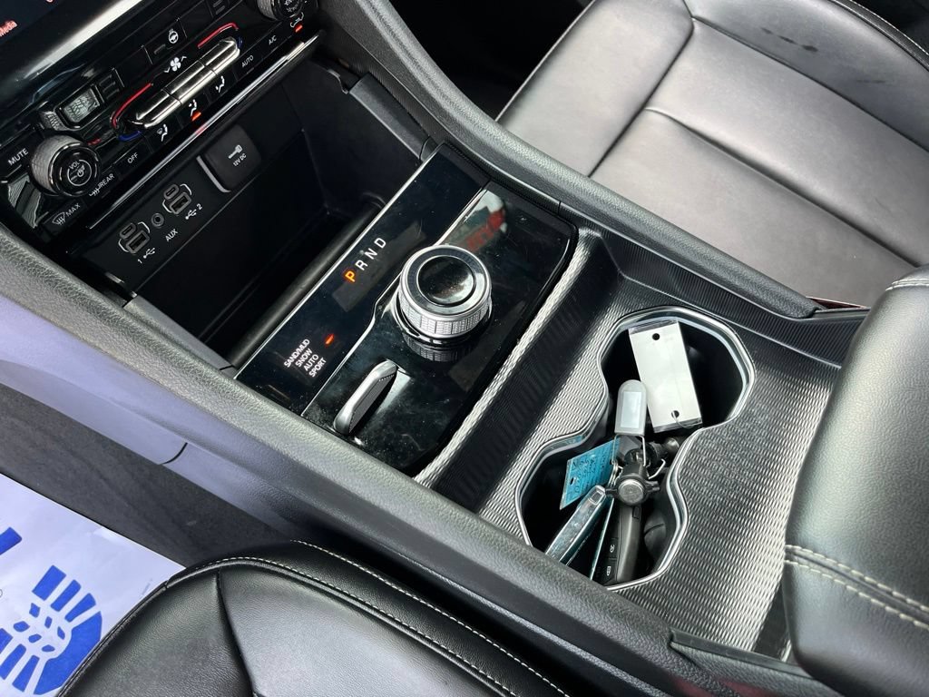 Used 2025 Jeep Grand Cherokee Limited AWD/4WD image 11