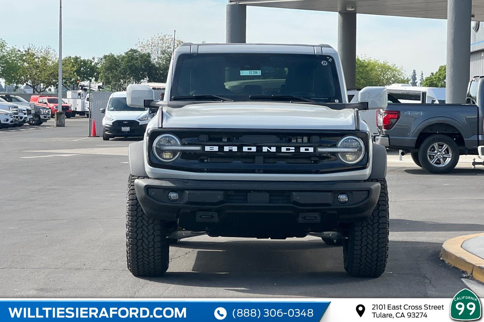 New 2026 Ford Bronco Outer Banks w/ Sasquatch Package image 4