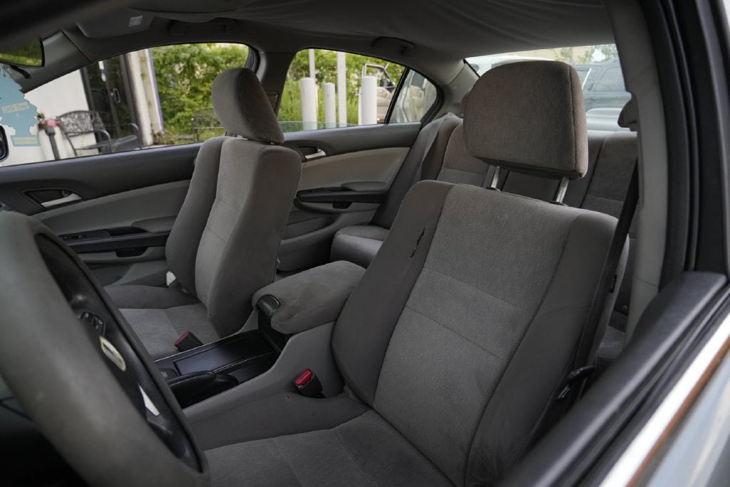 Used 2010 Honda Accord LX-P image 16
