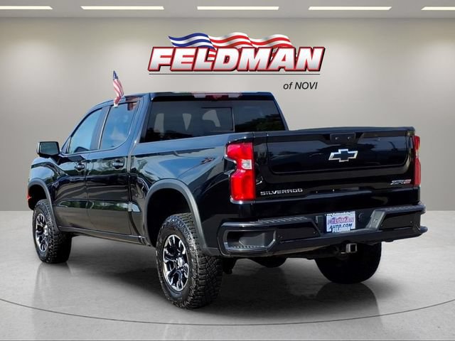 Used 2024 Chevrolet Silverado 1500 ZR2 w/ Technology Package AWD/4WD image 3