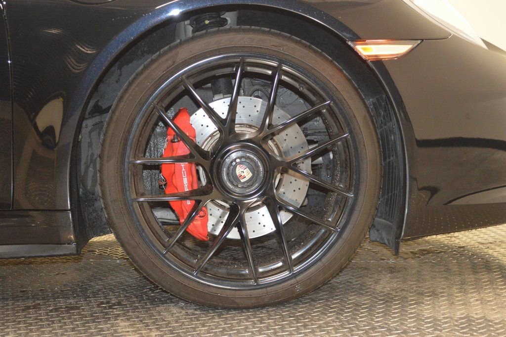 Certified 2019 Porsche 911 Targa 4 GTS AWD/4WD image 16