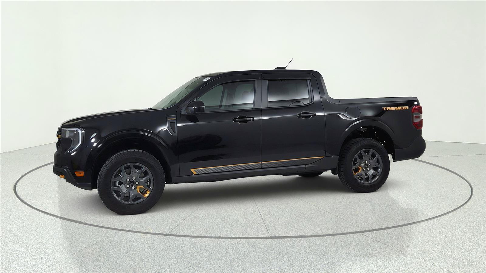 Used 2026 Ford Maverick Tremor AWD/4WD image 2