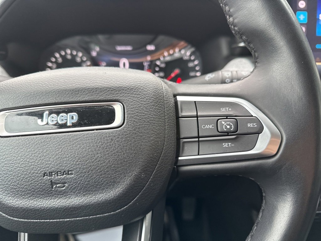Used 2022 Jeep Compass Latitude image 35