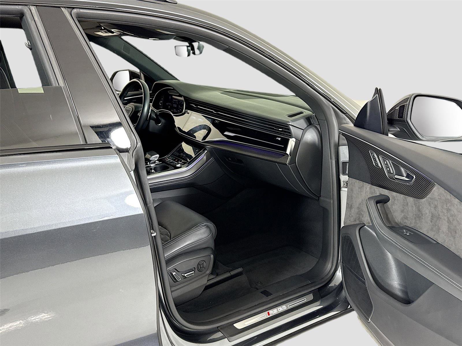Used 2022 Audi RS Q8 image 33