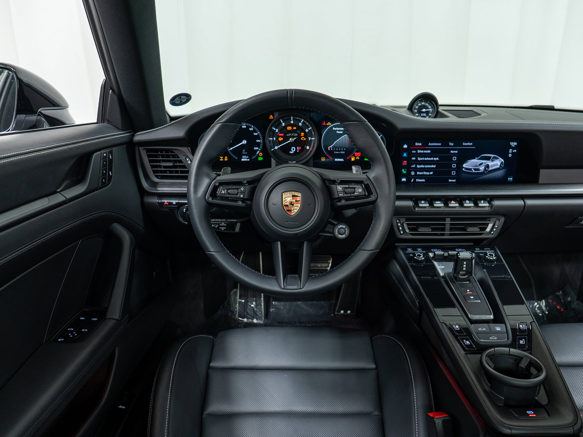 Certified 2024 Porsche 911 Carrera 4 GTS image 22