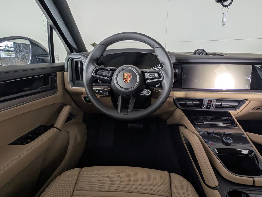 New 2026 Porsche Cayenne Coupe image 23