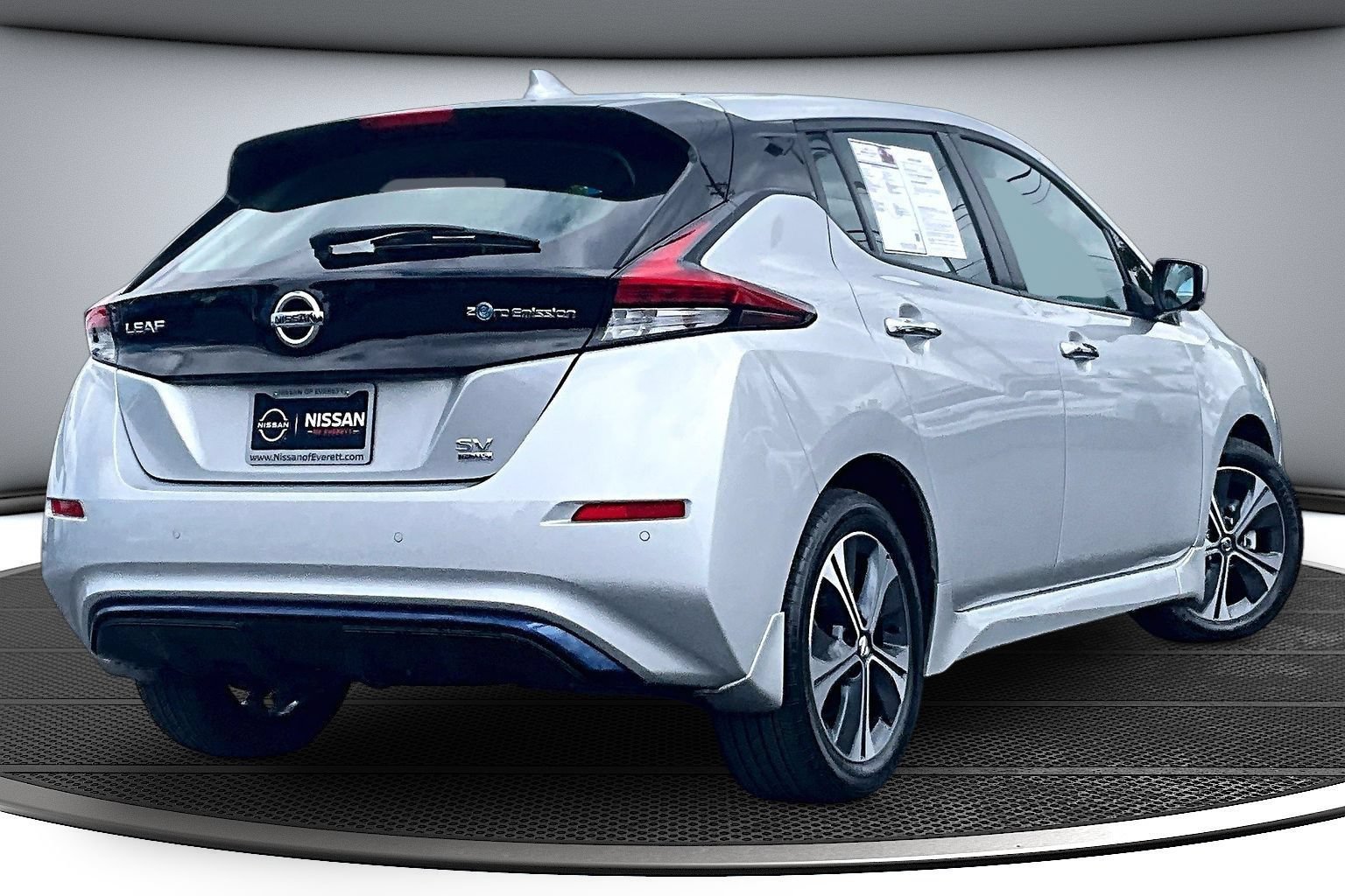 Used 2022 Nissan Leaf SV Plus FWD image 6