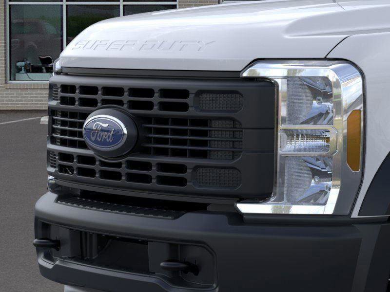 New 2025 Ford F550 2WD Regular Cab Super Duty image 25
