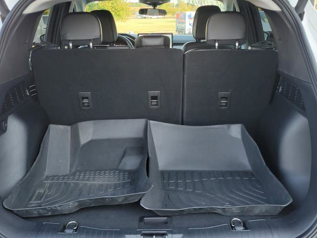 Used 2023 Ford Escape SE image 8