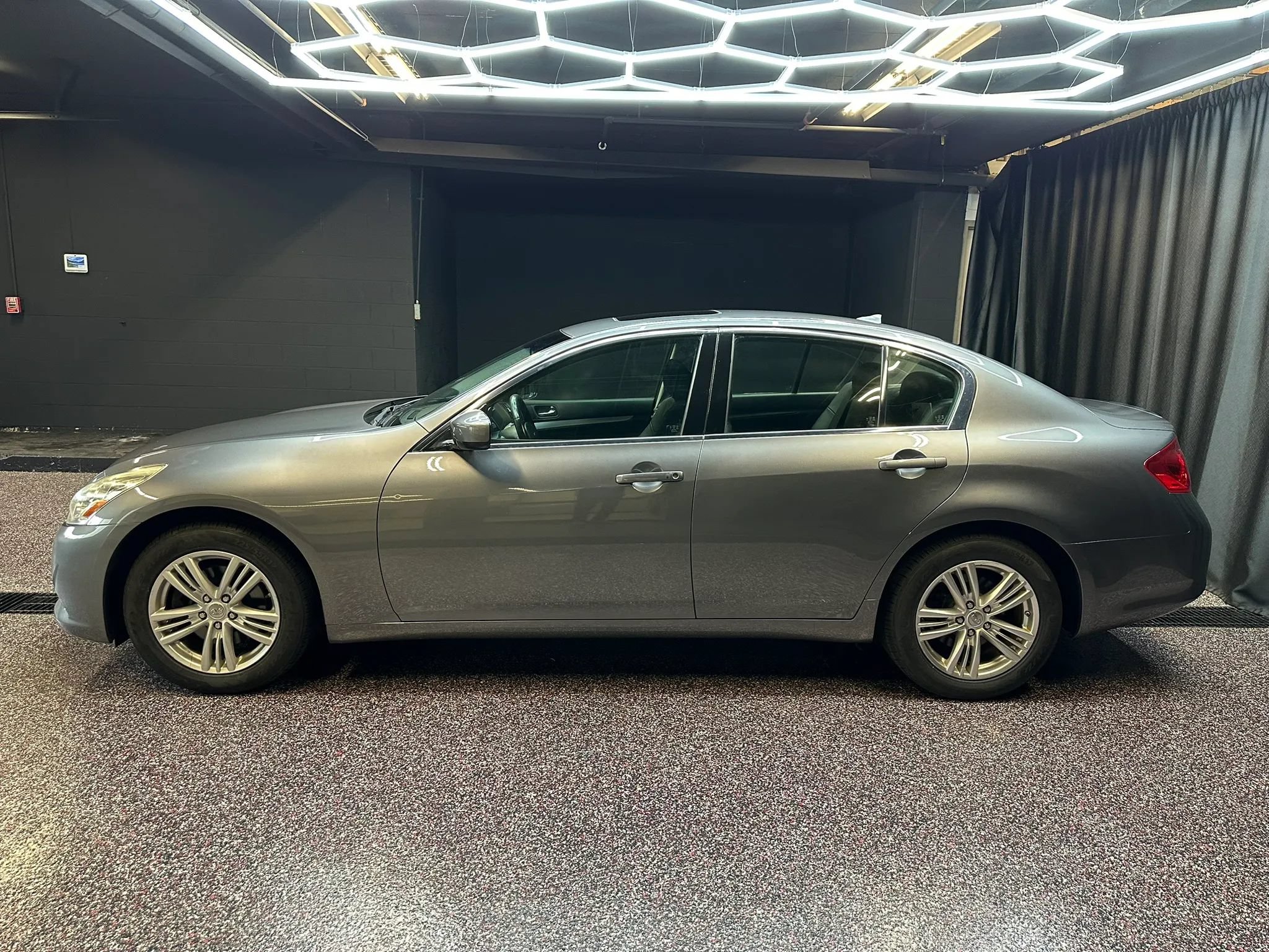 Used 2012 INFINITI G25 x AWD/4WD image 4