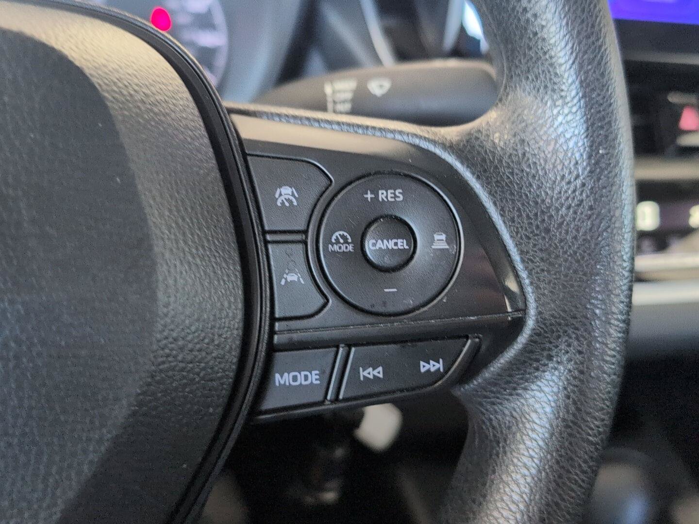 Used 2024 Toyota Corolla LE FWD image 26
