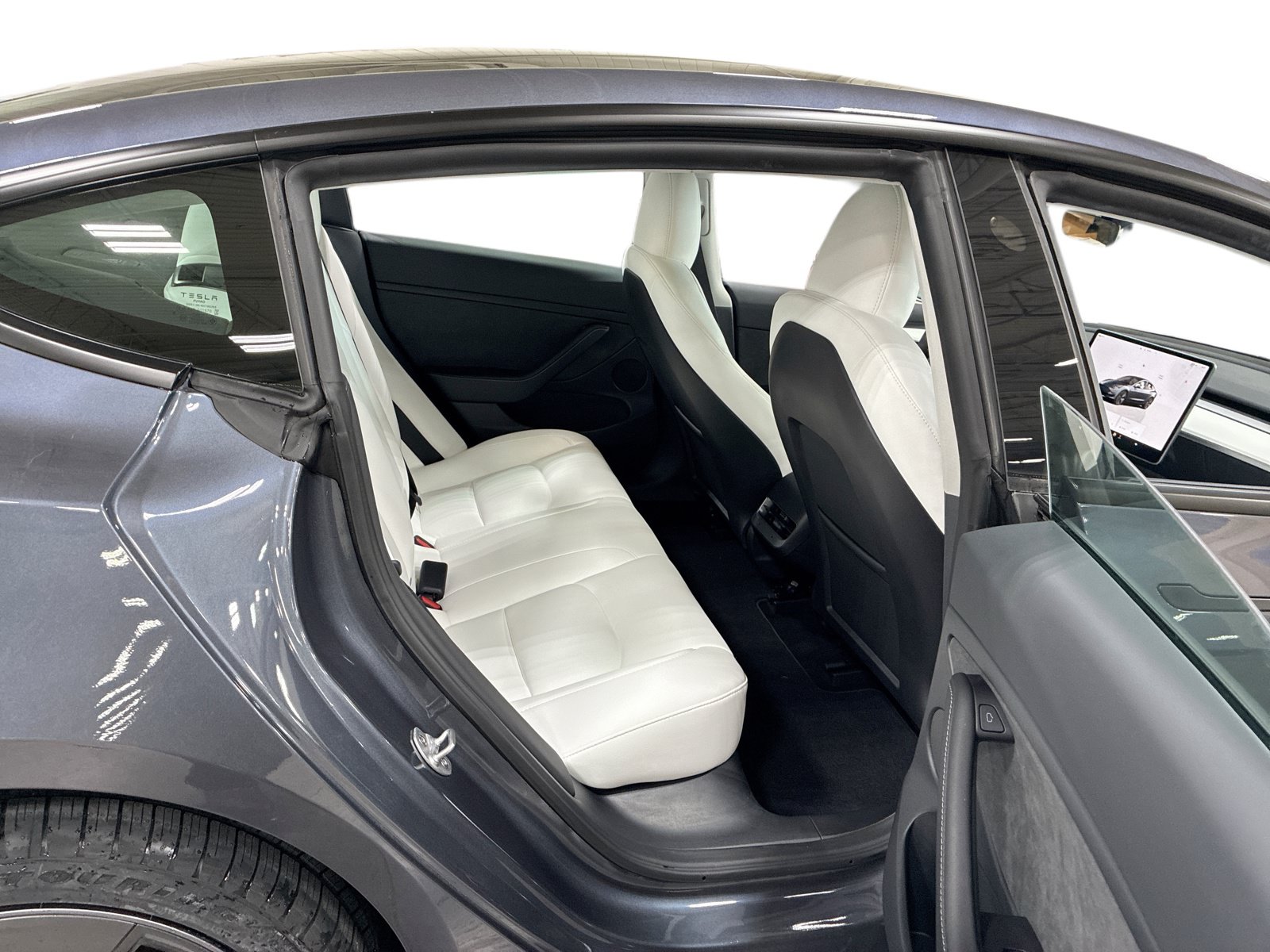 Certified 2023 Tesla Model 3 Long Range AWD/4WD image 11