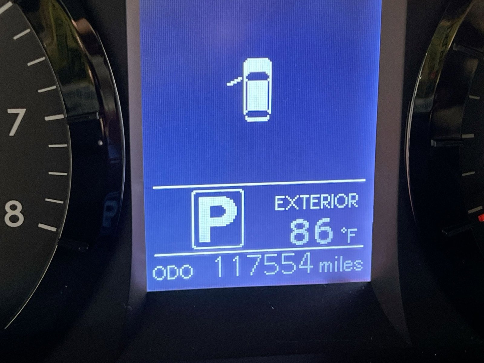 Used 2015 Toyota Sienna LE image 28