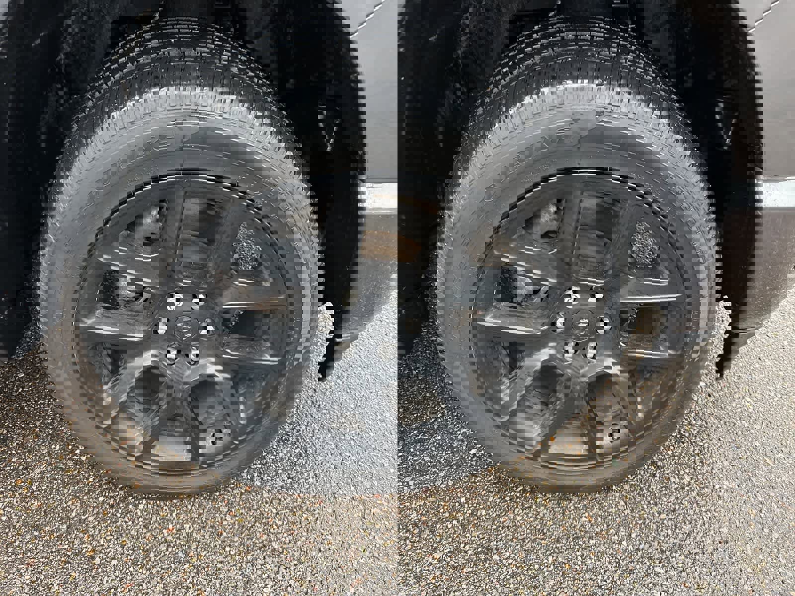 Used 2023 RAM 1500 Laramie image 5