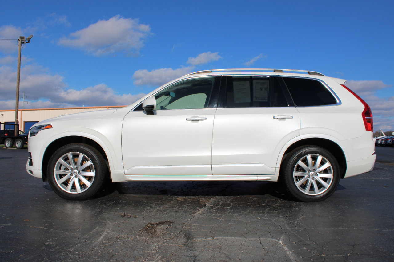 Used 2016 Volvo XC90 T6 Momentum w/ Momentum Plus Package image 12