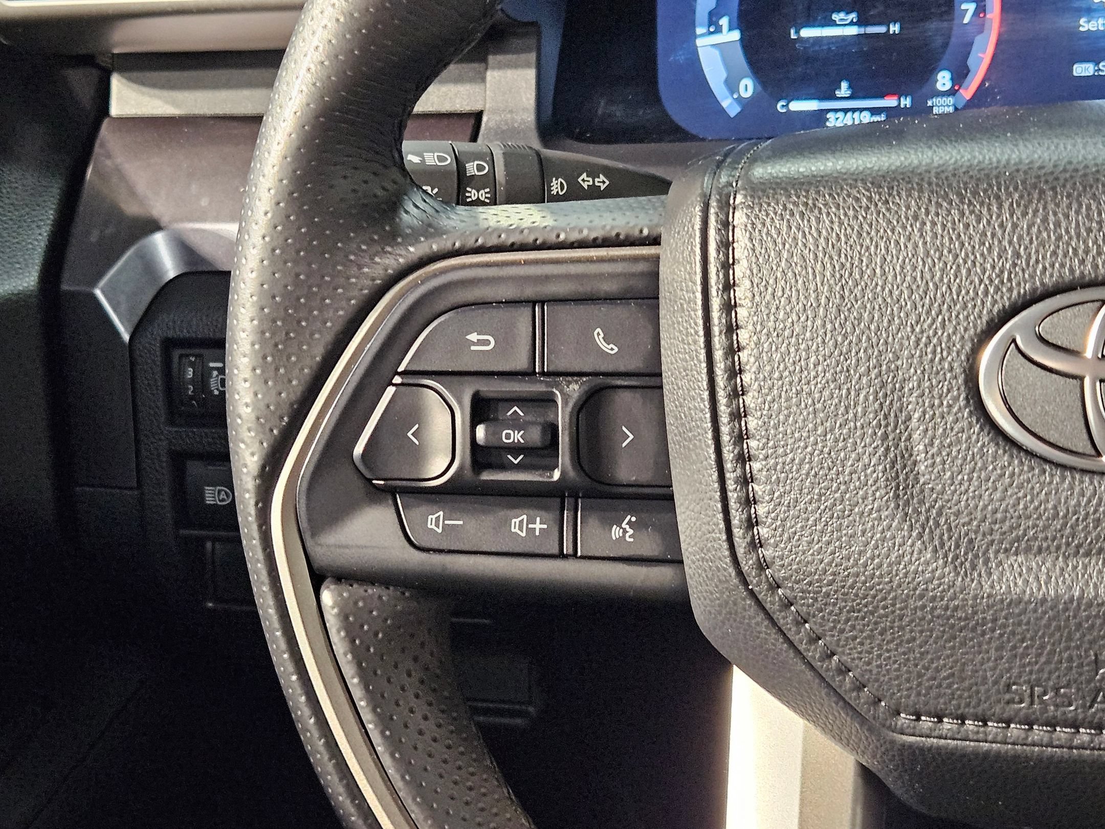 Certified 2025 Toyota 4Runner TRD Sport AWD/4WD image 27