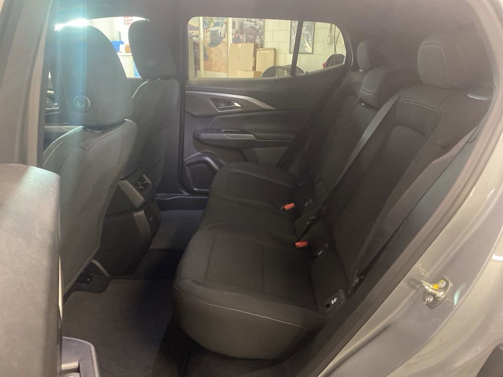 New 2026 Chevrolet Equinox EV LT image 12