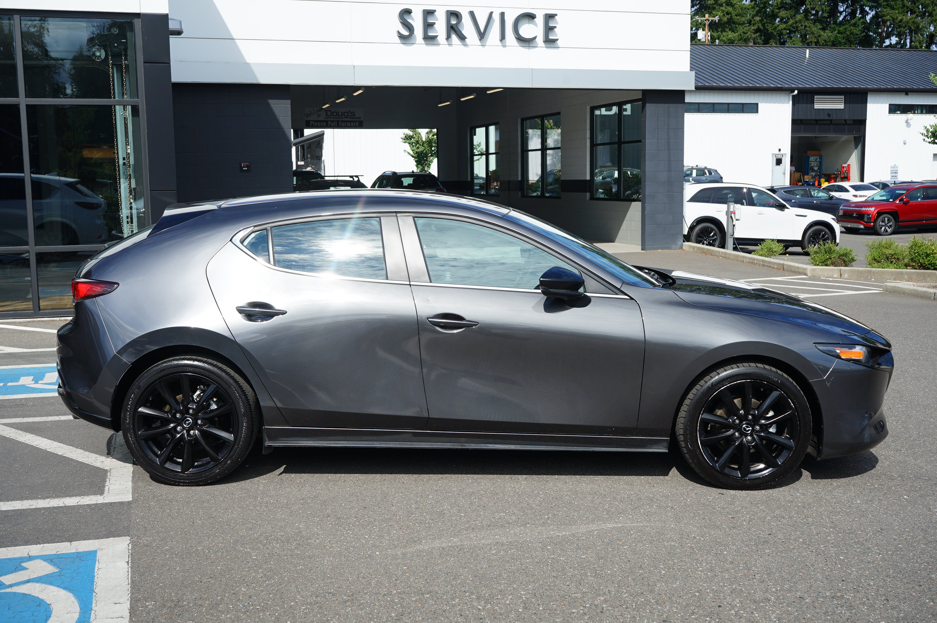 Used 2025 MAZDA MAZDA3 s Sport FWD image 2