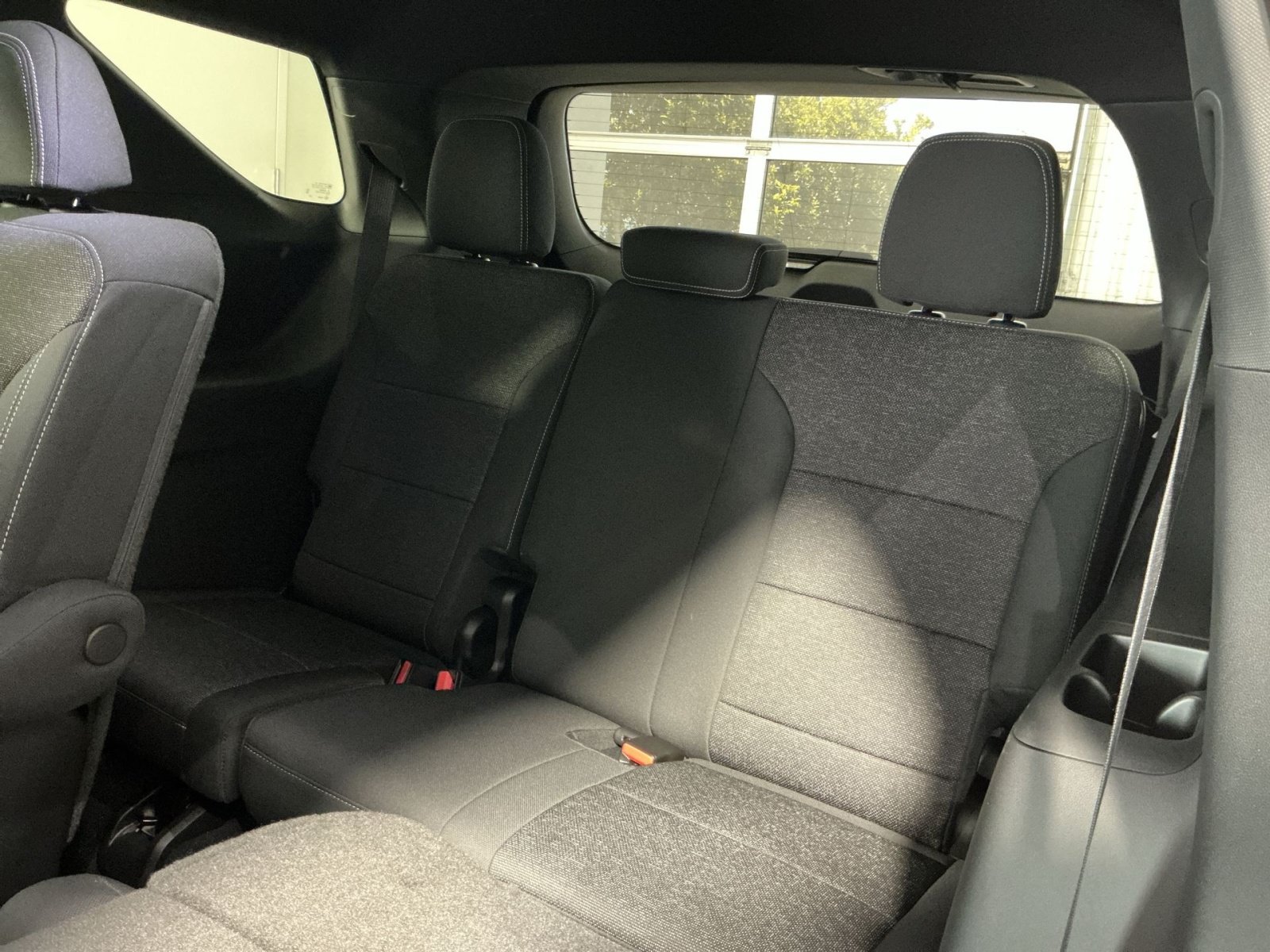 New 2026 Chevrolet Traverse LT w/ LPO, Floor Liner Package FWD image 25