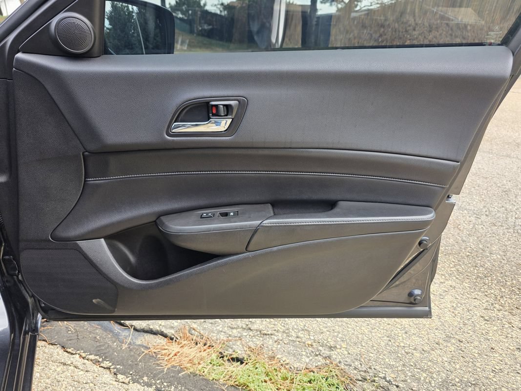 Used 2016 Acura ILX FWD image 21