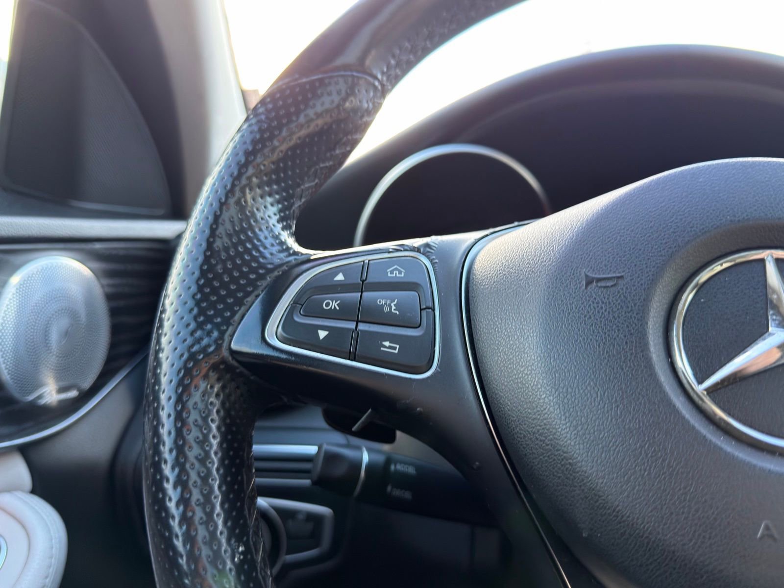 Used 2017 Mercedes-Benz C 300 Sedan image 25