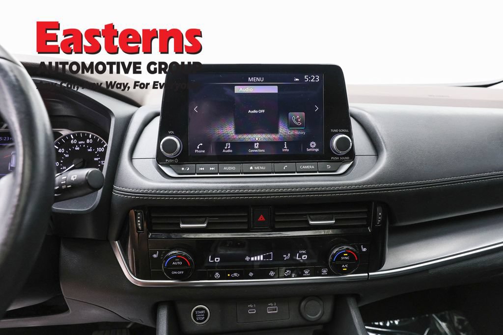 Used 2023 Nissan Rogue SV w/ SV Premium Package AWD/4WD image 12