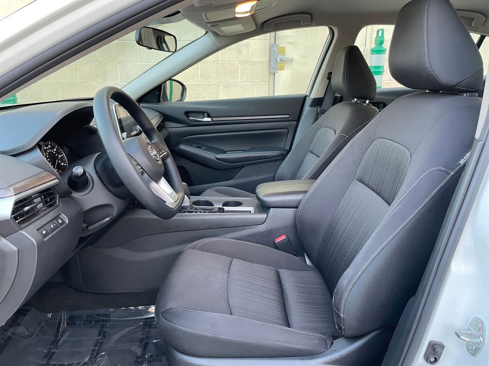 Used 2025 Nissan Altima 2.5 SV image 27