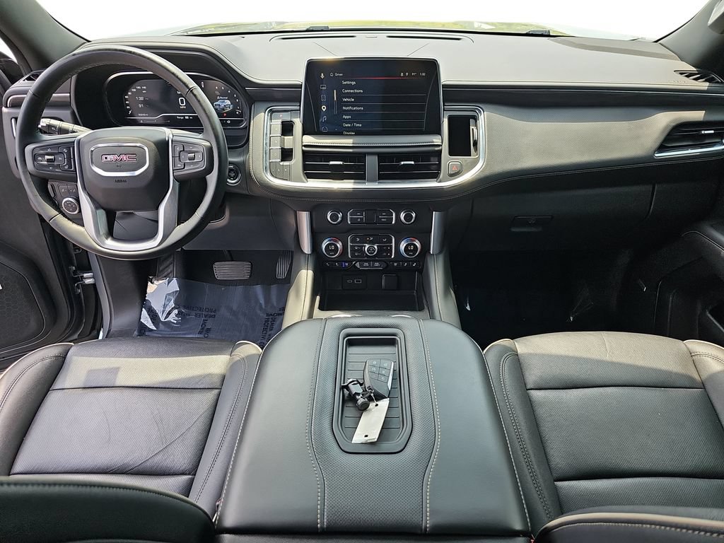 Used 2023 GMC Yukon SLT w/ SLT Luxury Package RWD image 13