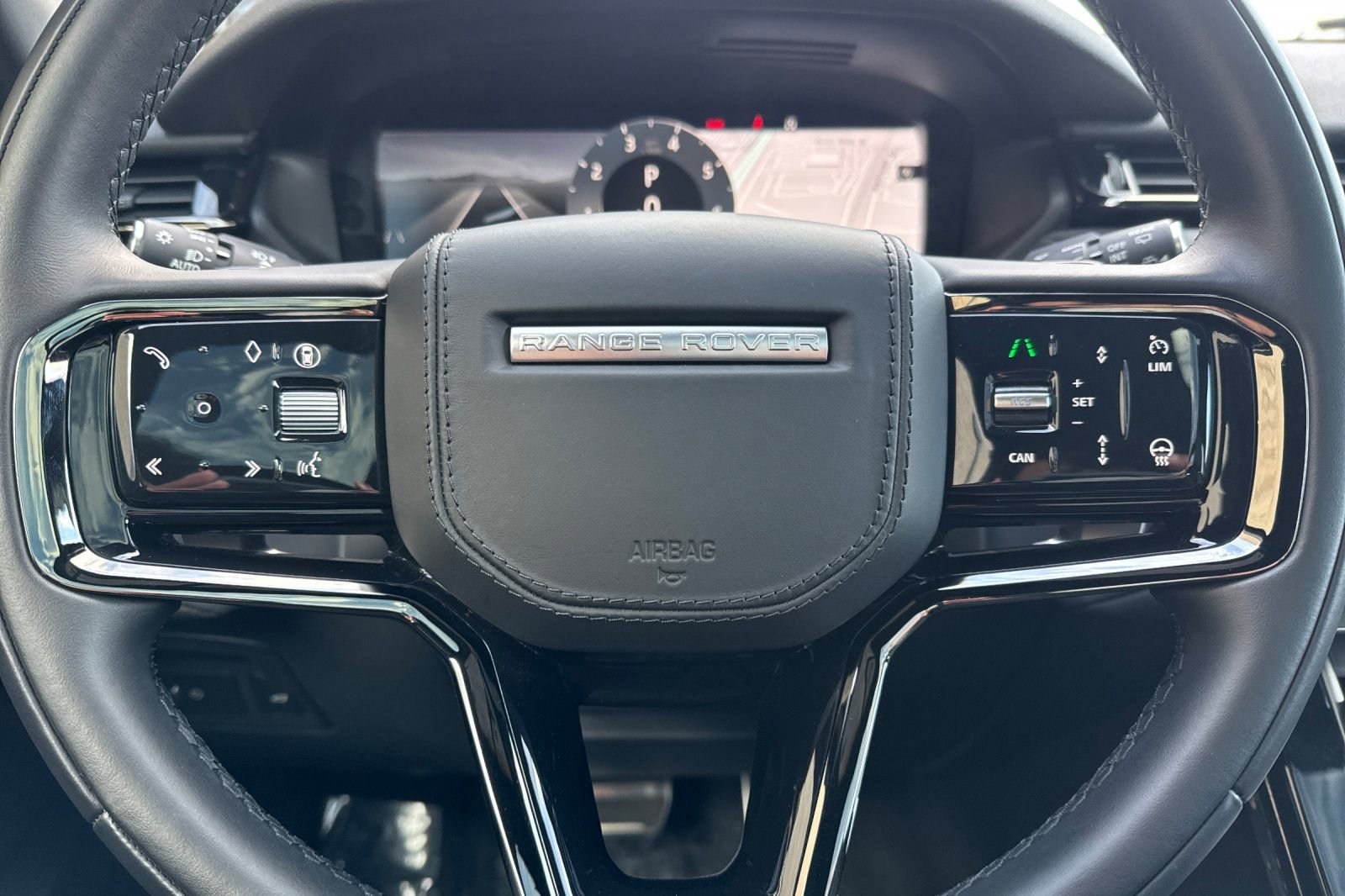 Used 2025 Land Rover Range Rover Velar Dynamic SE image 27