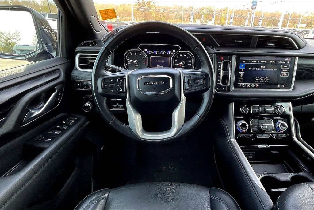 Used 2021 GMC Yukon XL Denali w/ Denali Ultimate Package image 5