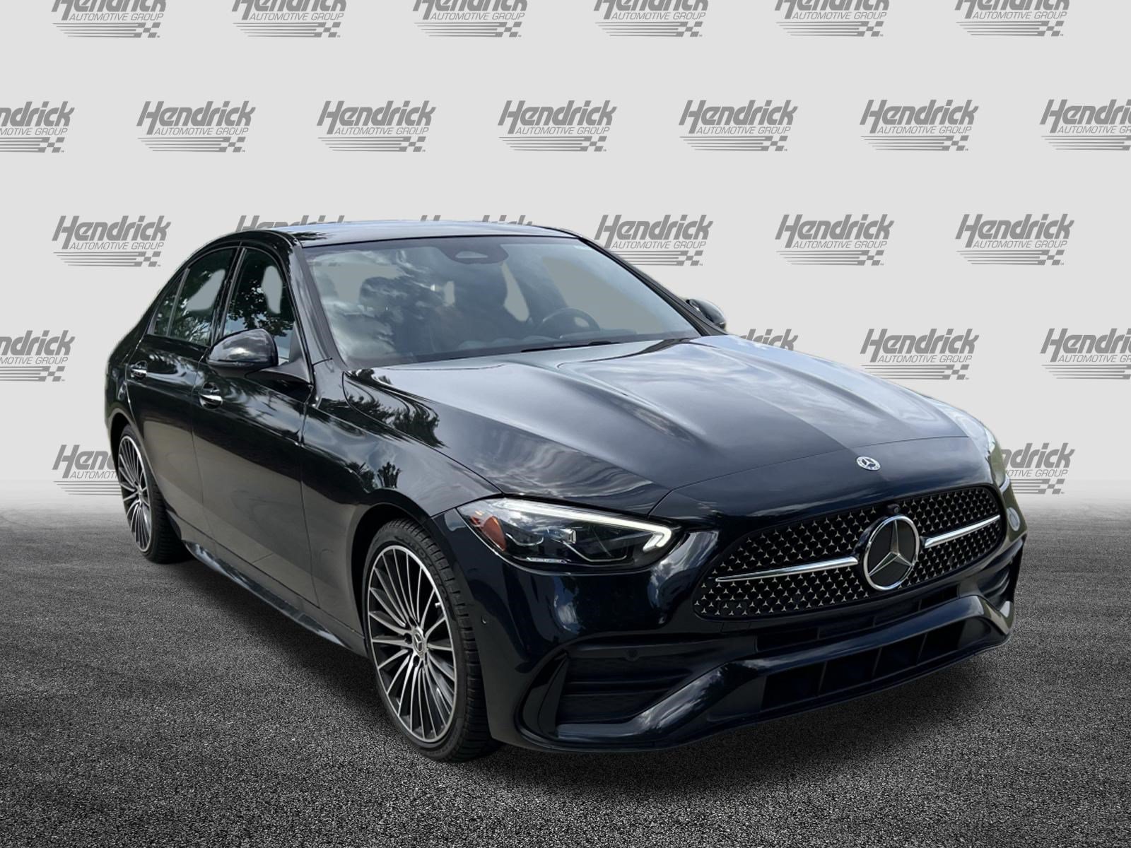 Used 2023 Mercedes-Benz C 300 Sedan image 2