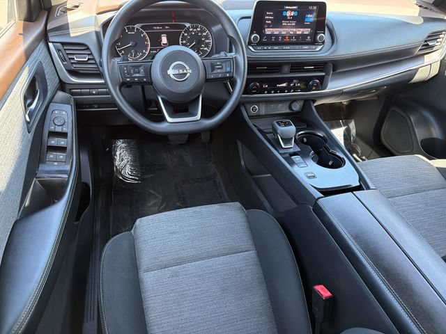 Certified 2023 Nissan Rogue SV FWD image 9