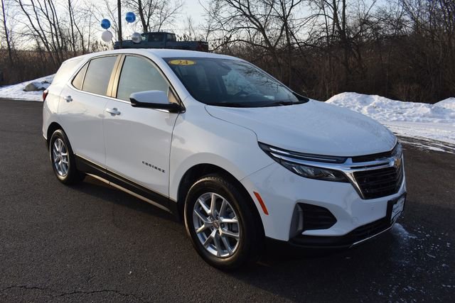 Used 2024 Chevrolet Equinox LT w/ LPO, Floor Liner Package image 10