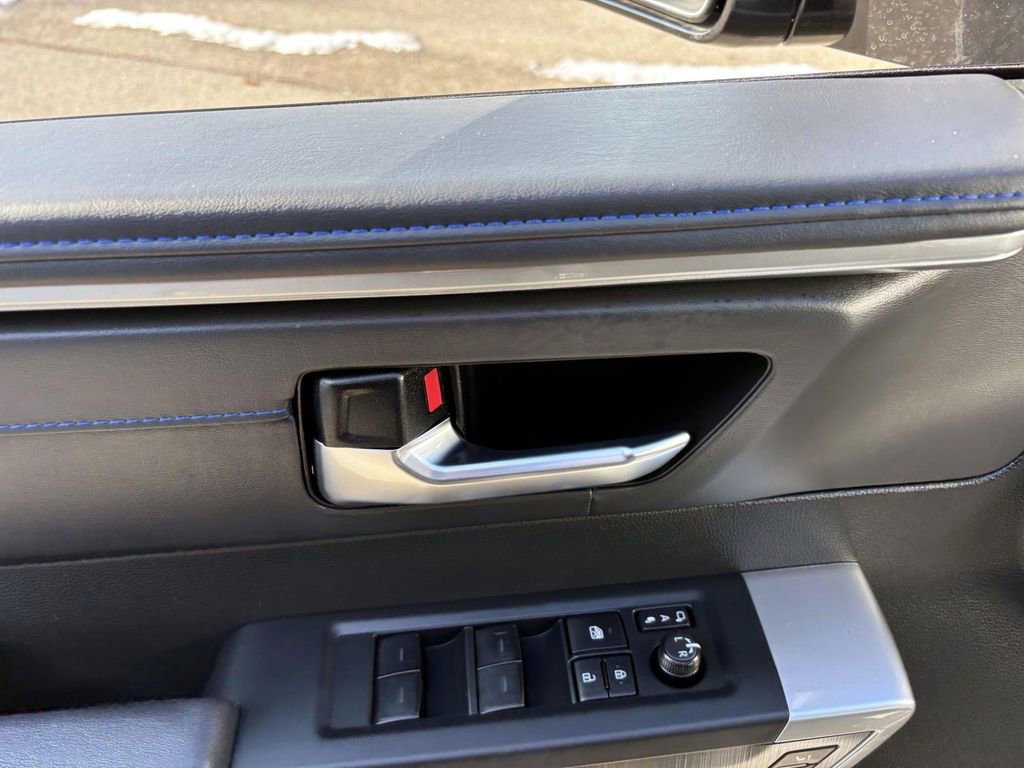 Used 2025 Toyota Sequoia Platinum image 12