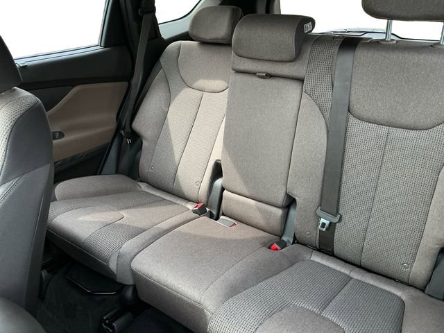 Used 2023 Hyundai Santa Fe SEL Convenience image 16