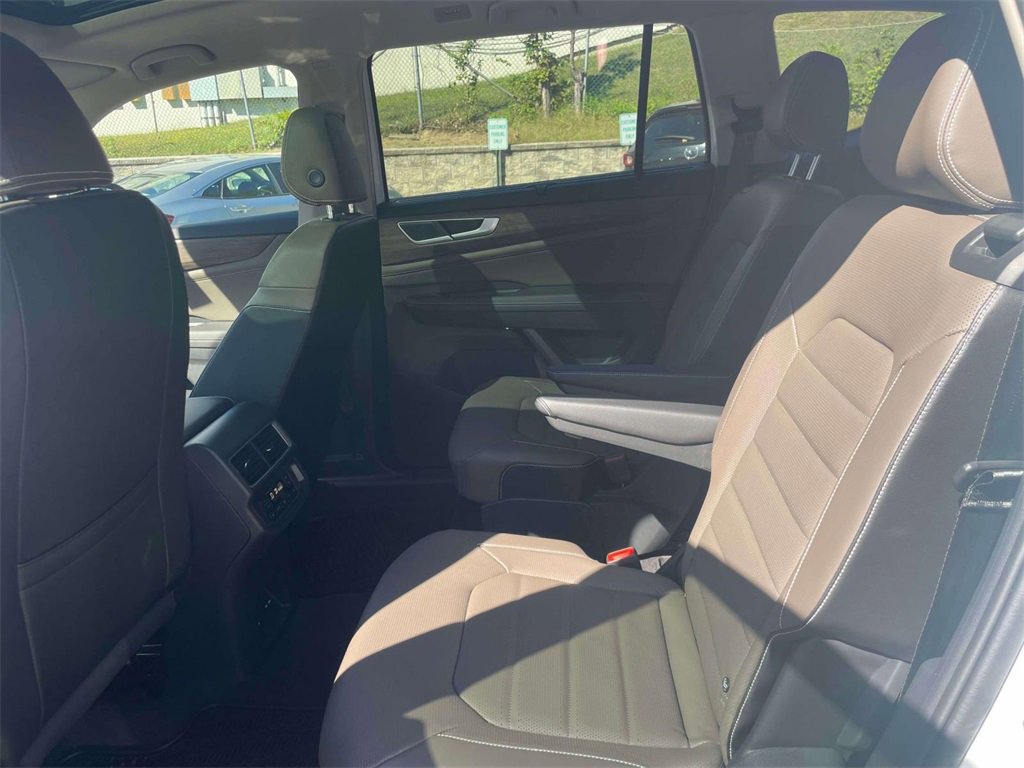 New 2024 Volkswagen Atlas SEL image 12