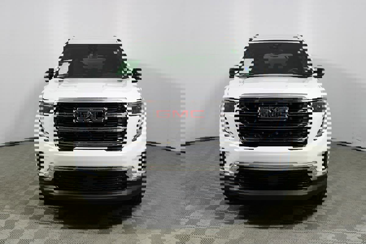 Used 2025 GMC Acadia Elevation image 35