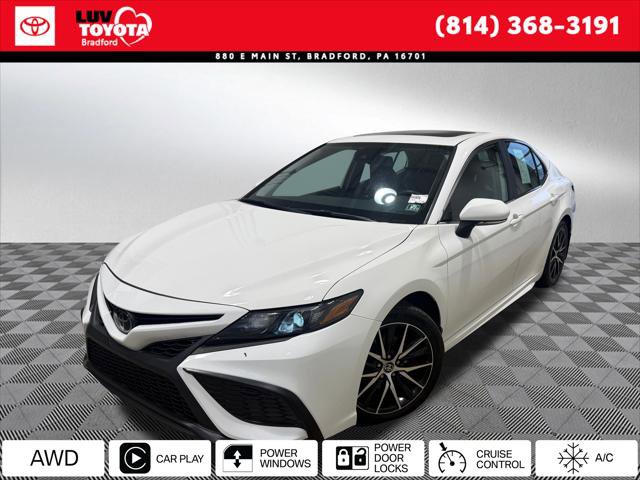 Certified 2022 Toyota Camry SE w/ Cold Weather Package image 1