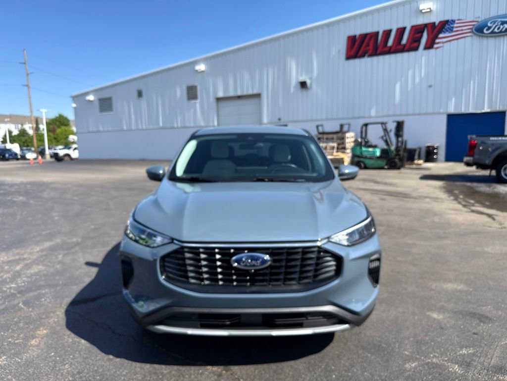 Used 2023 Ford Escape Active w/ Tech Pack #2 AWD/4WD image 41