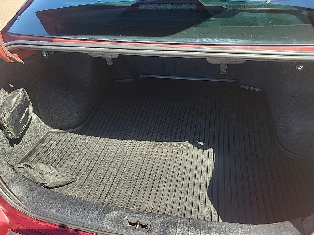 Used 2020 Nissan Altima 2.5 SR w/ Premium Package image 14