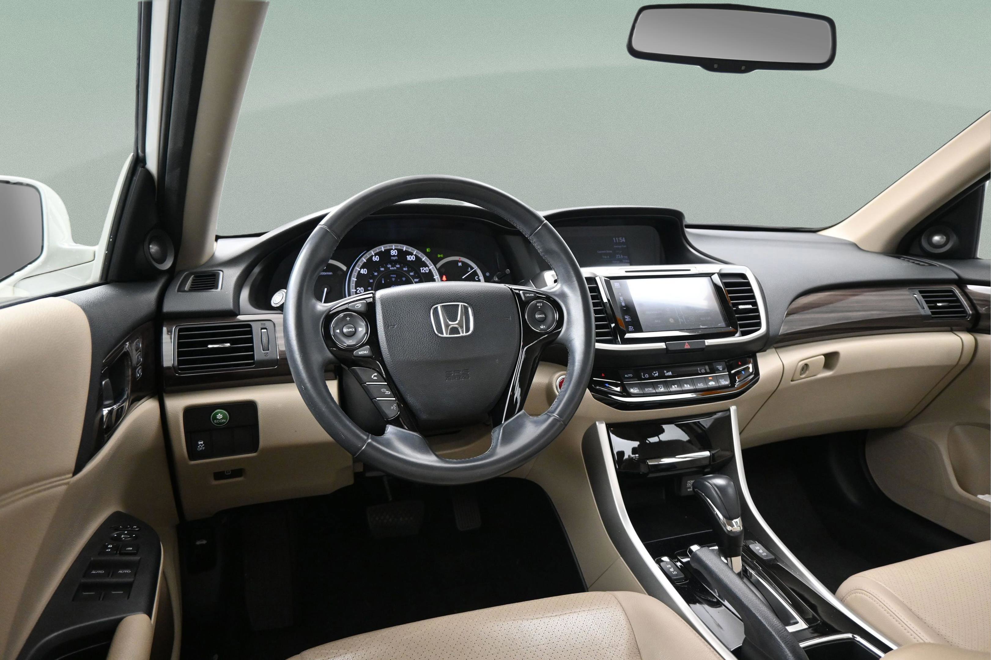 Used 2017 Honda Accord EX-L image 36