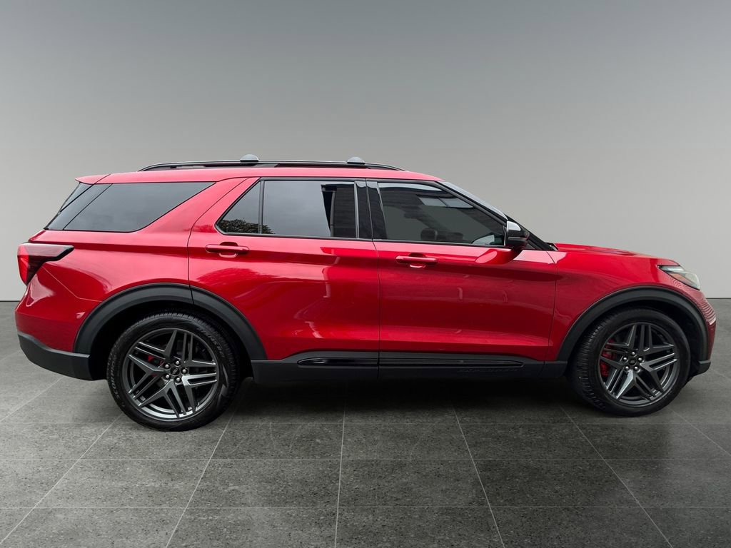 Used 2025 Ford Explorer ST w/ Sun And Sound Package AWD/4WD image 10